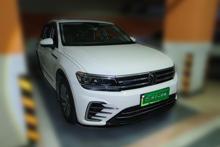 Used Volkswagen Tiguan L New Energy 2021 430 PHEV Plug-in Hybrid Flagship Edition Front Right 45 Deg