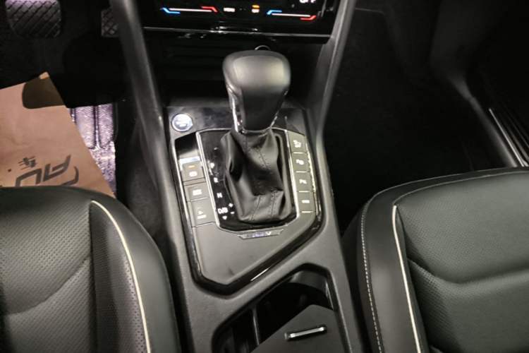 Used Volkswagen Tiguan L New Energy 2021 430 PHEV Plug-in Hybrid Flagship Edition Gear Lever