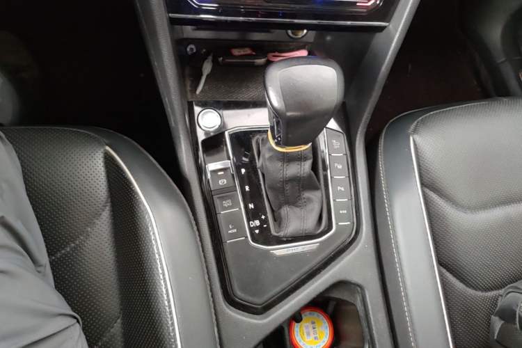 Used Volkswagen Tiguan L New Energy 2021 430 PHEV Plug-in Hybrid Flagship Edition Gear Lever