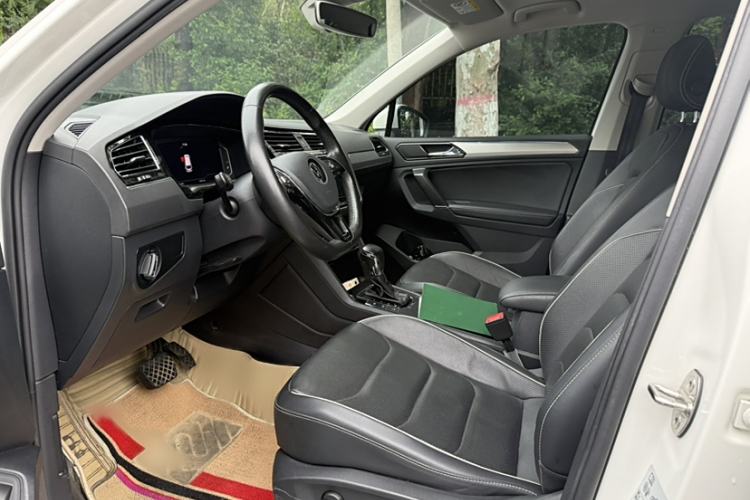 Used Volkswagen Tiguan L New Energy 2021 430 PHEV Plug-in Hybrid Flagship Edition Interior 1