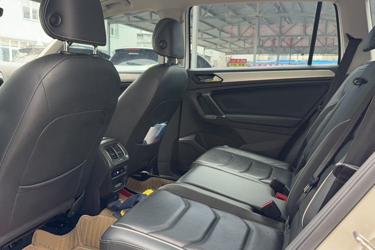 Used Volkswagen Tiguan L New Energy 2021 430 PHEV Plug-in Hybrid Flagship Edition Interior 3