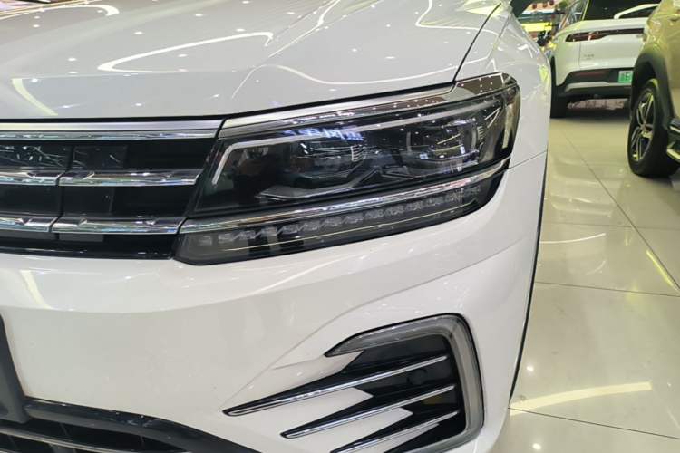 Used Volkswagen Tiguan L New Energy 2021 430 PHEV Plug-in Hybrid Flagship Edition Left Front Headlight