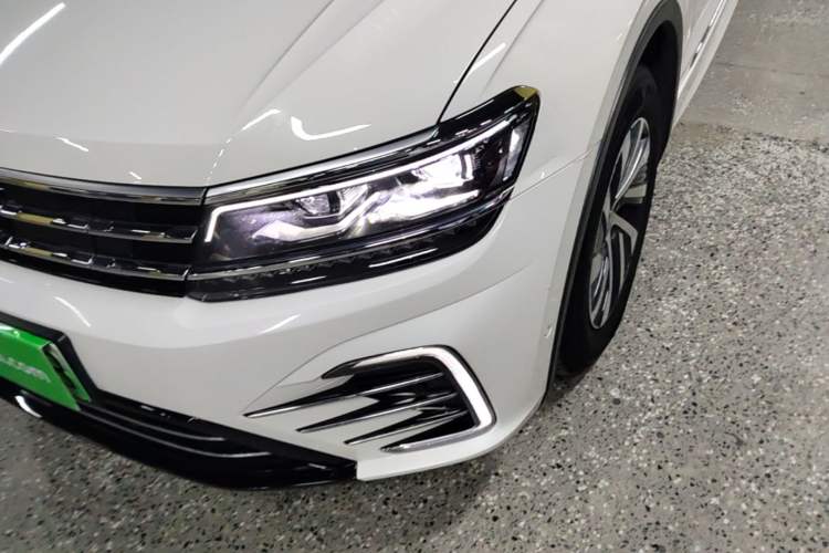 Used Volkswagen Tiguan L New Energy 2021 430 PHEV Plug-in Hybrid Prestige Edition Left Front Headlight