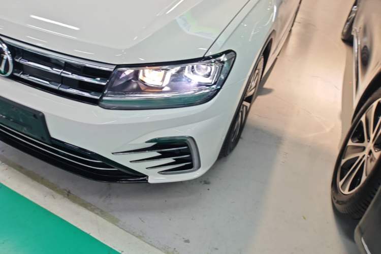 Used Volkswagen Tiguan L New Energy 2021 430 PHEV Plug-in Hybrid Prestige Edition Left Front Headlight
