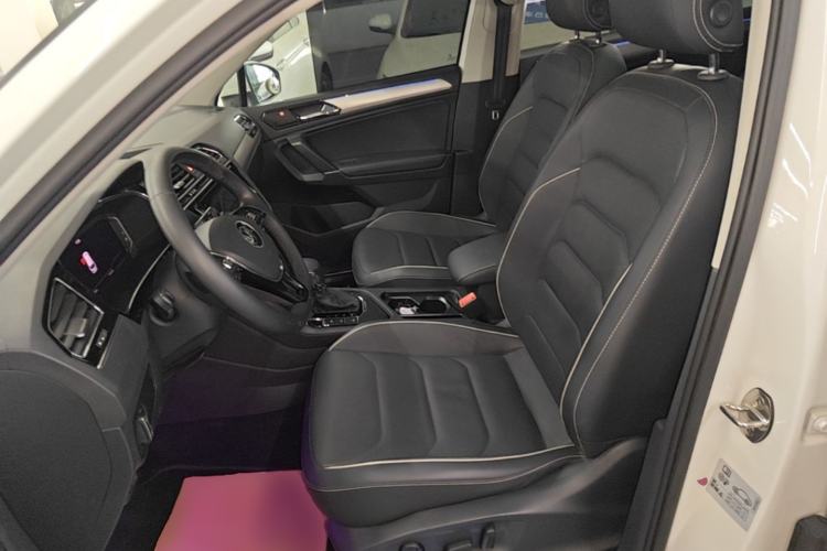 Used Volkswagen Tiguan L New Energy 2021 430 PHEV Plug-in Hybrid Flagship Edition Left Front Seat
