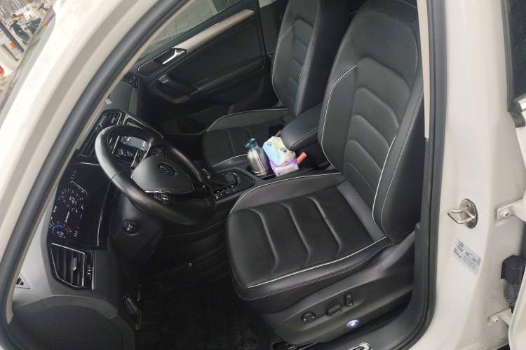 Used Volkswagen Tiguan L New Energy 2021 430 PHEV Plug-in Hybrid Flagship Edition Left Front Seat