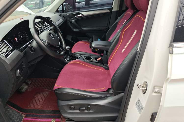 Used Volkswagen Tiguan L New Energy 2021 430 PHEV Plug-in Hybrid Prestige Edition Left Front Seat