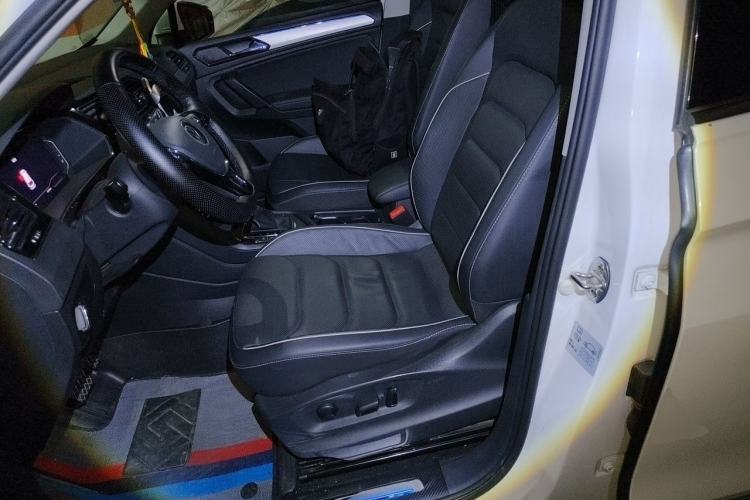 Used Volkswagen Tiguan L New Energy 2021 430 PHEV Plug-in Hybrid Flagship Edition Left Front Seat