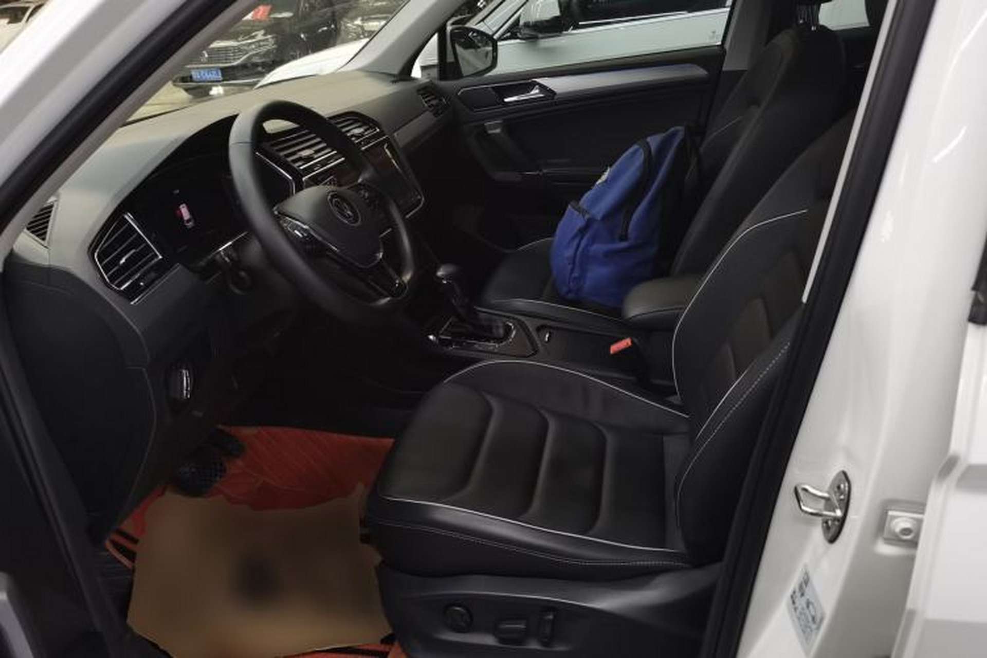 Used Volkswagen Tiguan L New Energy 2021 430 PHEV Plug-in Hybrid Flagship Edition Left Front Seat
