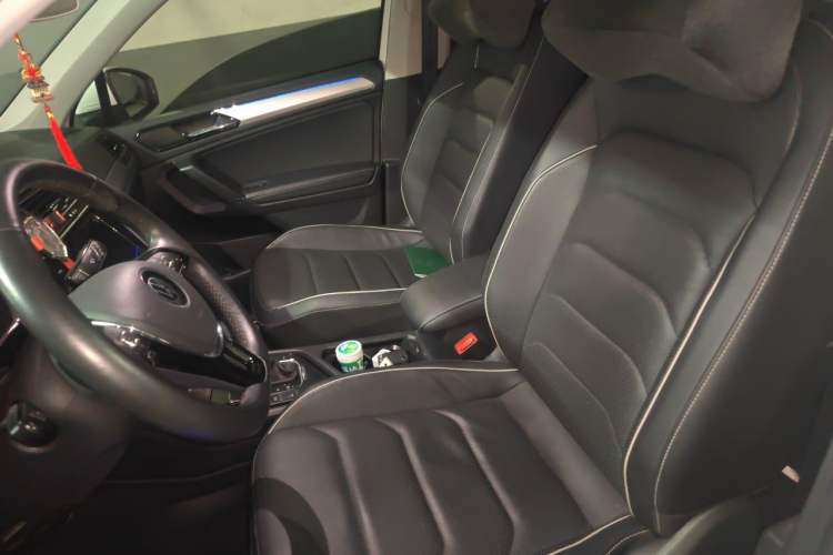 Used Volkswagen Tiguan L New Energy 2021 430 PHEV Plug-in Hybrid Flagship Edition Left Front Seat
