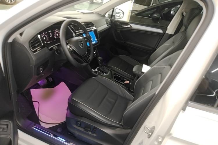 Used Volkswagen Tiguan L New Energy 2021 430 PHEV Plug-in Hybrid Flagship Edition Left Front Seat