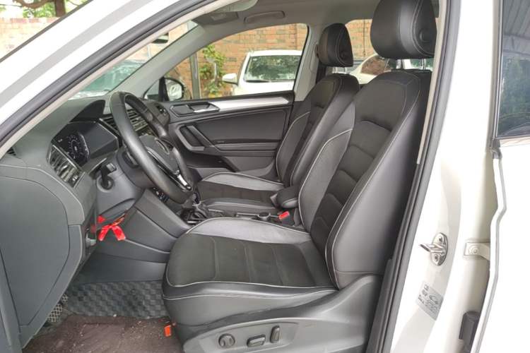Used Volkswagen Tiguan L New Energy 2021 430 PHEV Plug-in Hybrid Flagship Edition Left Front Seat