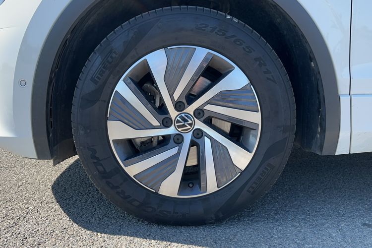 Used Volkswagen Tiguan L New Energy 2021 430 PHEV Plug-in Hybrid Flagship Edition Left Front Wheel Hub