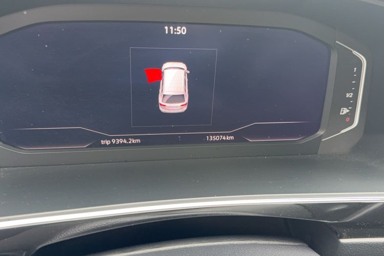 Used Volkswagen Tiguan L New Energy 2021 430 PHEV Plug-in Hybrid Flagship Edition Odometer Close Up