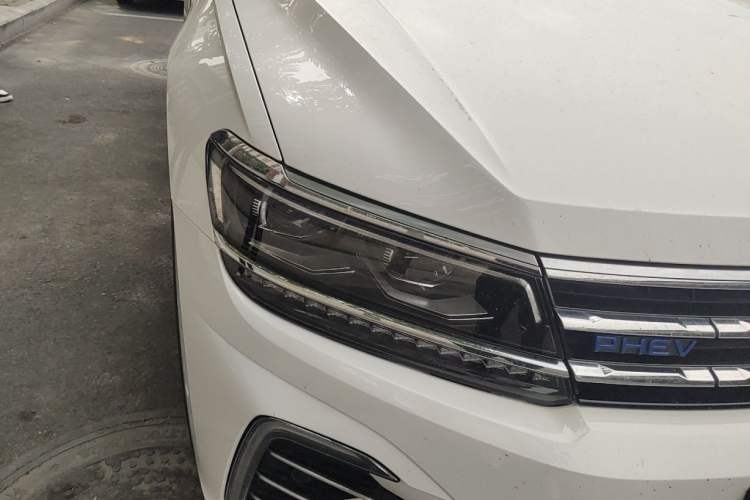 Used Volkswagen Tiguan L New Energy 2021 430 PHEV Plug-in Hybrid Flagship Edition Right Front Headlight