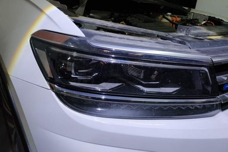 Used Volkswagen Tiguan L New Energy 2021 430 PHEV Plug-in Hybrid Flagship Edition Right Front Headlight