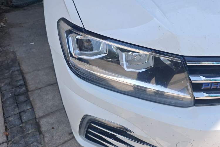 Used Volkswagen Tiguan L New Energy 2021 430 PHEV Plug-in Hybrid Prestige Edition Right Front Headlight
