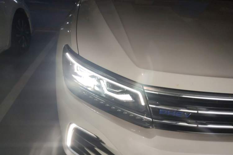 Used Volkswagen Tiguan L New Energy 2021 430 PHEV Plug-in Hybrid Flagship Edition Right Front Headlight
