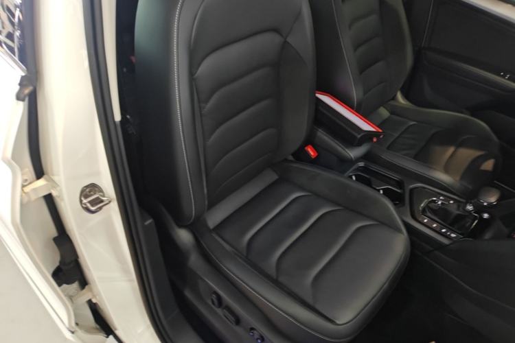 Used Volkswagen Tiguan L New Energy 2021 430 PHEV Plug-in Hybrid Prestige Edition Right Front Seat