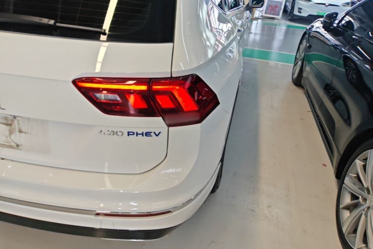 Used Volkswagen Tiguan L New Energy 2021 430 PHEV Plug-in Hybrid Prestige Edition Right Rear Taillight