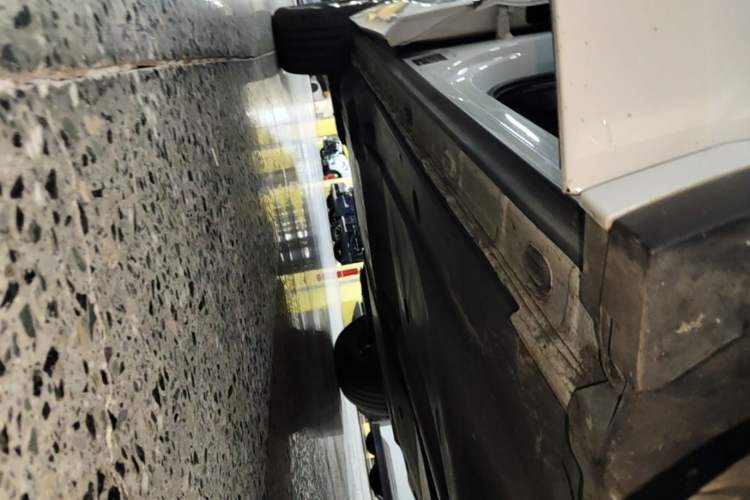 Used Volkswagen Tiguan L New Energy 2021 430 PHEV Plug-in Hybrid Prestige Edition Right Side Sill