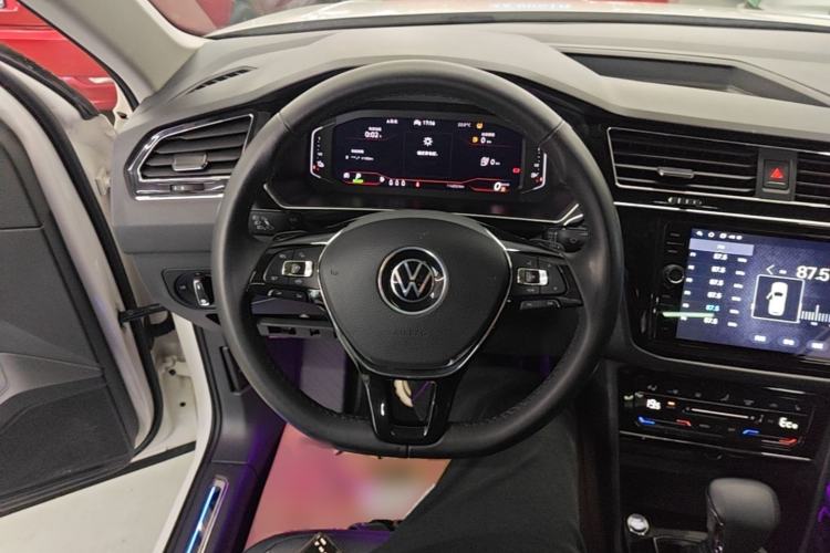 Used Volkswagen Tiguan L New Energy 2021 430 PHEV Plug-in Hybrid Flagship Edition Steering Wheel