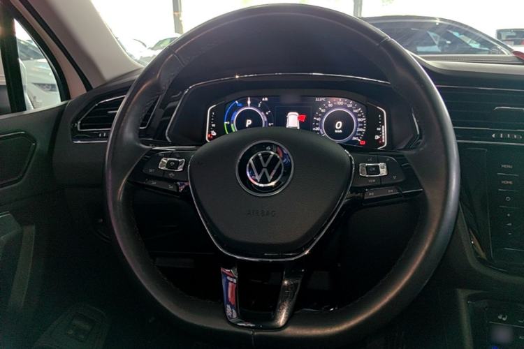 Used Volkswagen Tiguan L New Energy 2021 430 PHEV Plug-in Hybrid Flagship Edition Steering Wheel