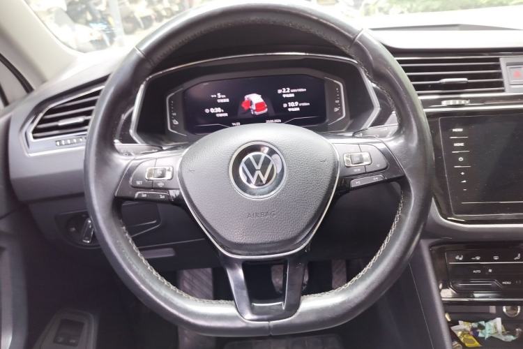 Used Volkswagen Tiguan L New Energy 2021 430 PHEV Plug-in Hybrid Flagship Edition Steering Wheel