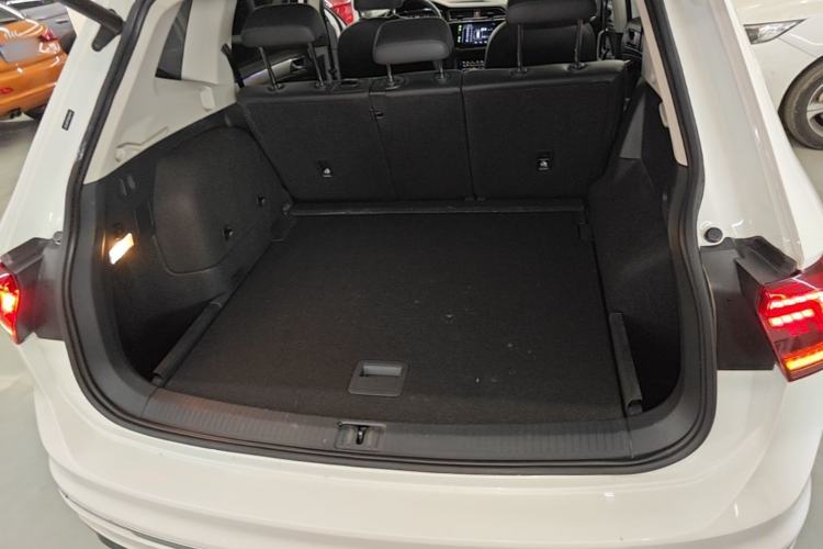 Used Volkswagen Tiguan L New Energy 2021 430 PHEV Plug-in Hybrid Flagship Edition Trunk