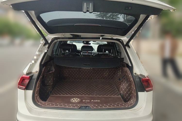 Used Volkswagen Tiguan L New Energy 2021 430 PHEV Plug-in Hybrid Flagship Edition Trunk