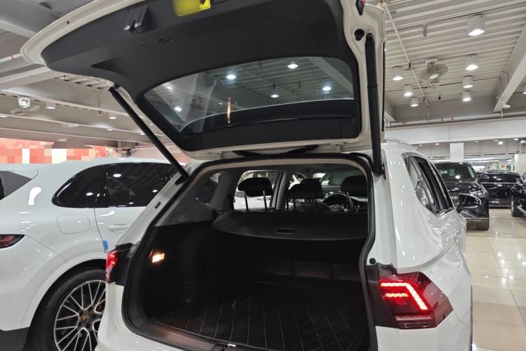 Used Volkswagen Tiguan L New Energy 2021 430 PHEV Plug-in Hybrid Flagship Edition Trunk