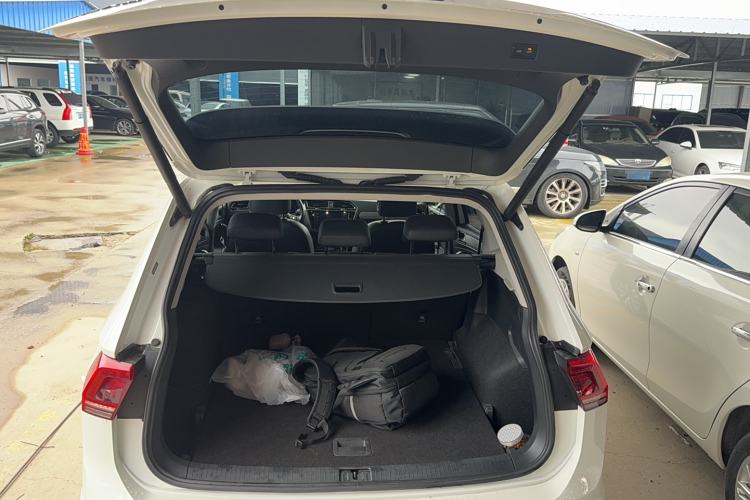 Used Volkswagen Tiguan L New Energy 2021 430 PHEV Plug-in Hybrid Flagship Edition Trunk