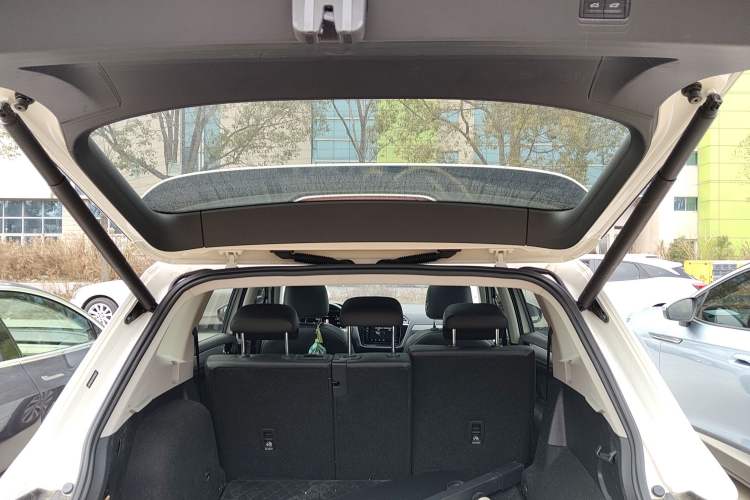 Used Volkswagen Tiguan L New Energy 2021 430 PHEV Plug-in Hybrid Prestige Edition Trunk