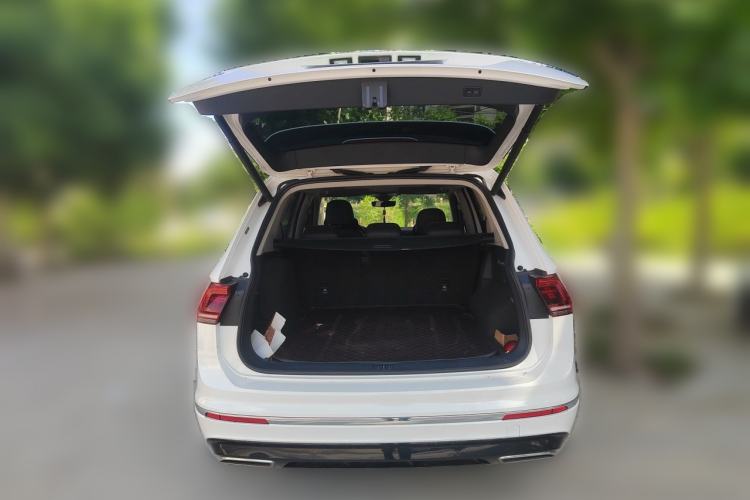 Used Volkswagen Tiguan L New Energy 2021 430 PHEV Plug-in Hybrid Flagship Edition Trunk