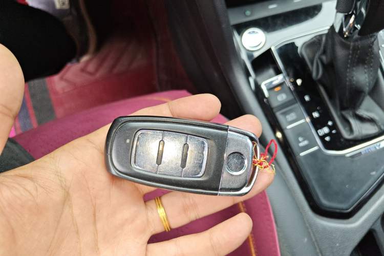 Used Volkswagen Tiguan L New Energy 2021 430 PHEV Plug-in Hybrid Prestige Edition Vehicle Key