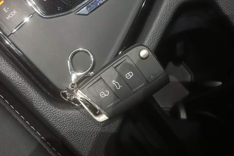 Used Volkswagen Tiguan L New Energy 2021 430 PHEV Plug-in Hybrid Flagship Edition Vehicle Key
