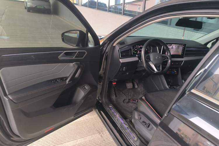 Used Volkswagen Tiguan L New Energy 2022 430 PHEV Plug-in Hybrid Flagship Edition Driver Seat