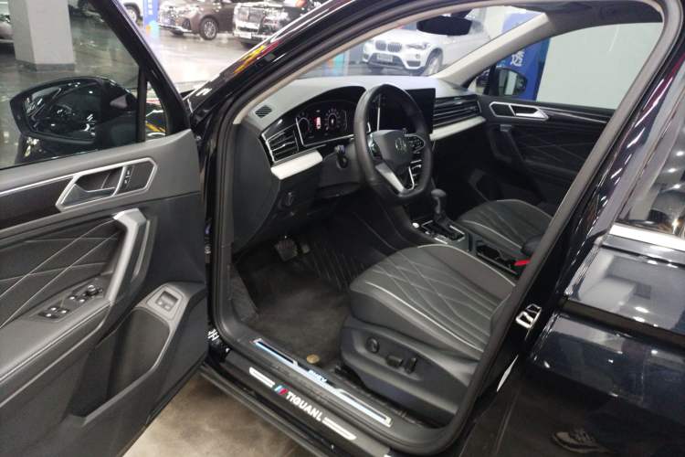 Used Volkswagen Tiguan L New Energy 2022 430 PHEV Plug-in Hybrid Prestige Edition Driver Seat