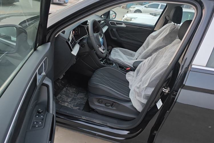Used Volkswagen Tiguan L New Energy 2022 430 PHEV Plug-in Hybrid Prestige Edition Driver Seat