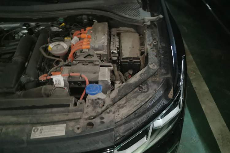 Used Volkswagen Tiguan L New Energy 2022 430 PHEV Plug-in Hybrid Flagship Edition Engine Bay Left