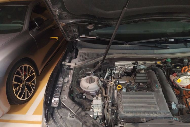 Used Volkswagen Tiguan L New Energy 2022 430 PHEV Plug-in Hybrid Flagship Edition Engine Bay Right