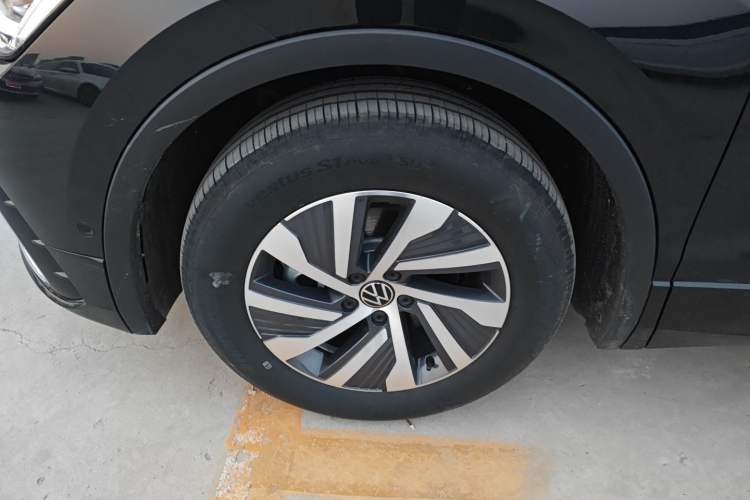 Used Volkswagen Tiguan L New Energy 2022 430 PHEV Plug-in Hybrid Prestige Edition Exterior 4