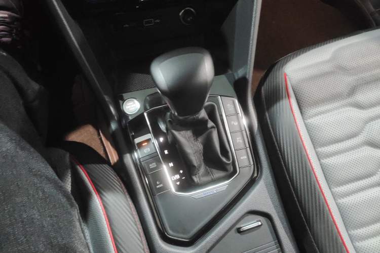 Used Volkswagen Tiguan L New Energy 2022 430 PHEV Plug-in Hybrid Flagship Edition Gear Lever