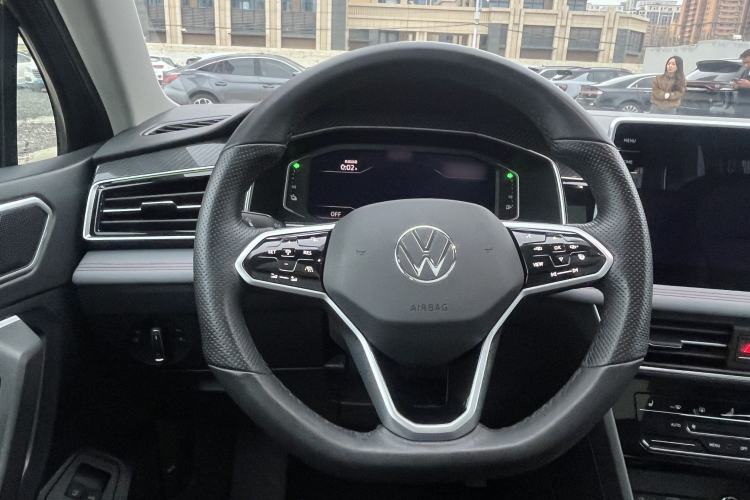 Used Volkswagen Tiguan L New Energy 2022 430 PHEV Plug-in Hybrid Flagship Edition Interior 3