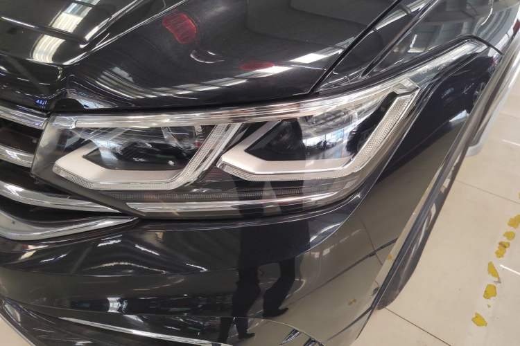 Used Volkswagen Tiguan L New Energy 2022 430 PHEV Plug-in Hybrid Prestige Edition Left Front Headlight
