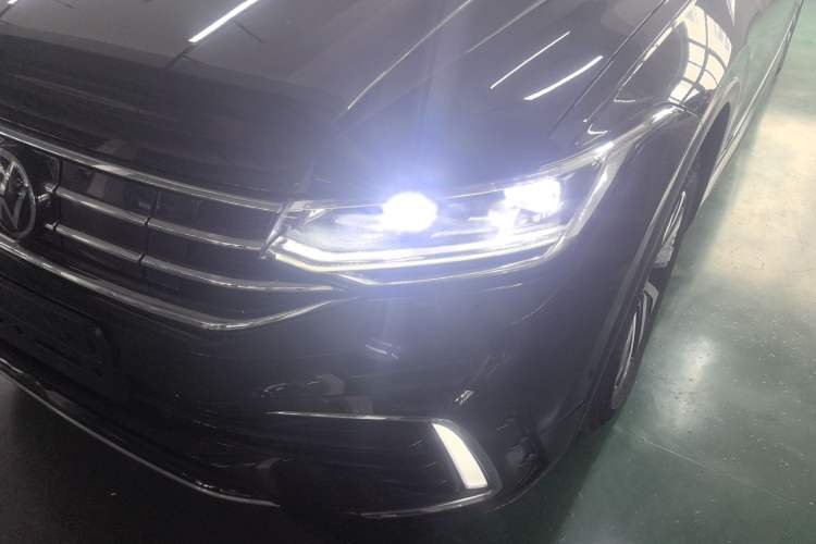 Used Volkswagen Tiguan L New Energy 2022 430 PHEV Plug-in Hybrid Prestige Edition Left Front Headlight