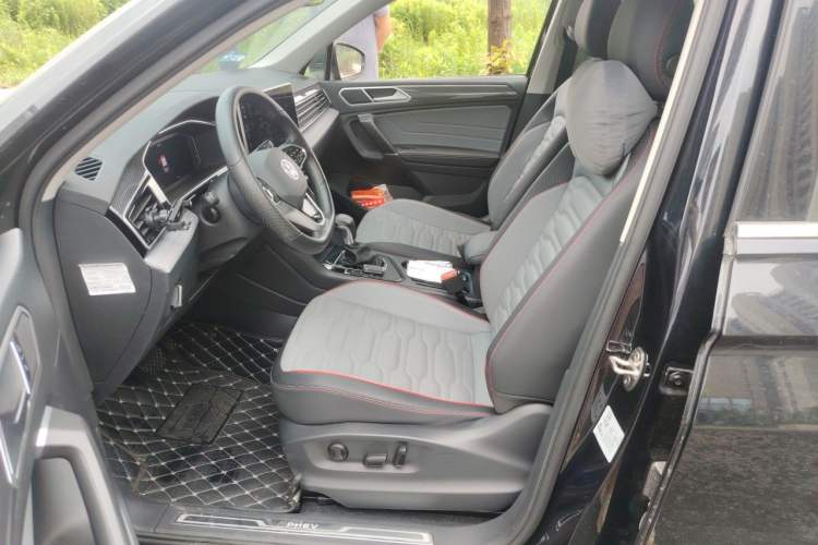 Used Volkswagen Tiguan L New Energy 2022 430 PHEV Plug-in Hybrid Flagship Edition Left Front Seat