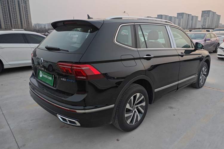 Used Volkswagen Tiguan L New Energy 2022 430 PHEV Plug-in Hybrid Prestige Edition Rear Right 45 Deg
