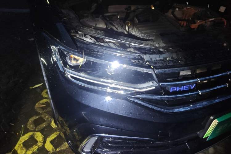 Used Volkswagen Tiguan L New Energy 2022 430 PHEV Plug-in Hybrid Prestige Edition Right Front Headlight