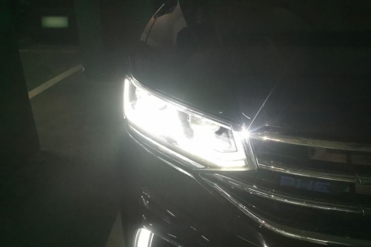 Used Volkswagen Tiguan L New Energy 2022 430 PHEV Plug-in Hybrid Flagship Edition Right Front Headlight